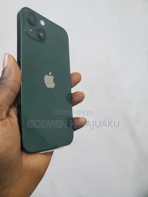 New Apple iPhone 13 128 GB Green
