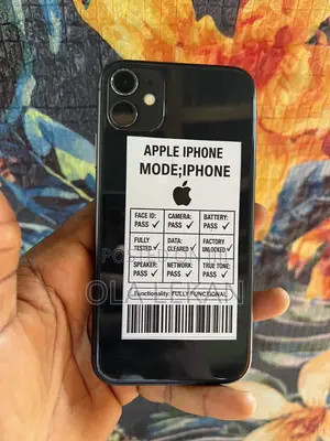 Apple iPhone 11 64 GB Black