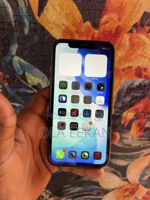 Apple iPhone 11 64 GB Black
