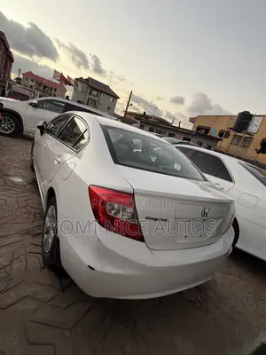 Honda Civic 2012 White