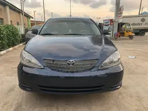 Toyota Camry LE 4dr Sedan (2.4L 4cyl 4A) 2004 Blue