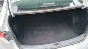Toyota Corolla LE 2021 Silver