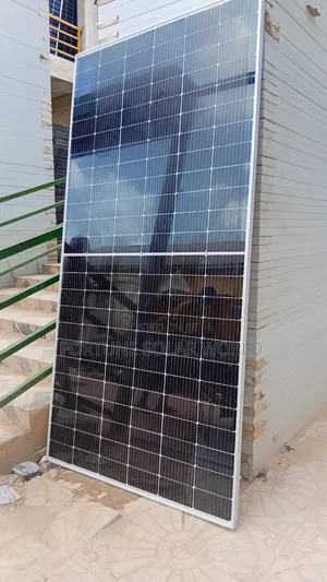 630watts 12/48v Canadian Mono Solar Panel