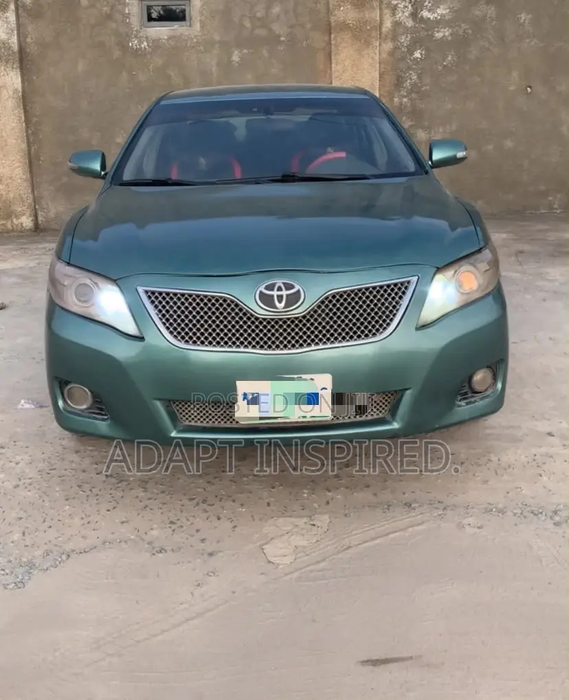 Toyota Camry 2008 Gray