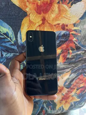 Apple iPhone XS Max 64 GB Black