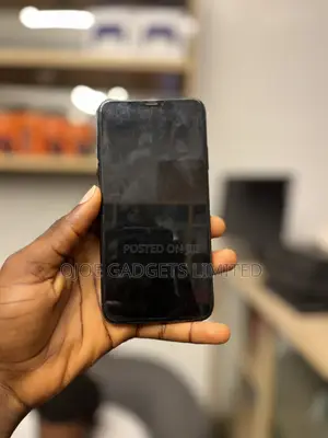 Apple iPhone 11 Pro Max 64 GB Black