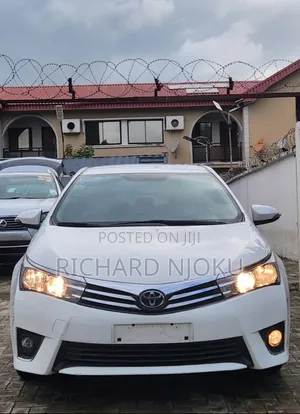 Toyota Corolla 2014 White