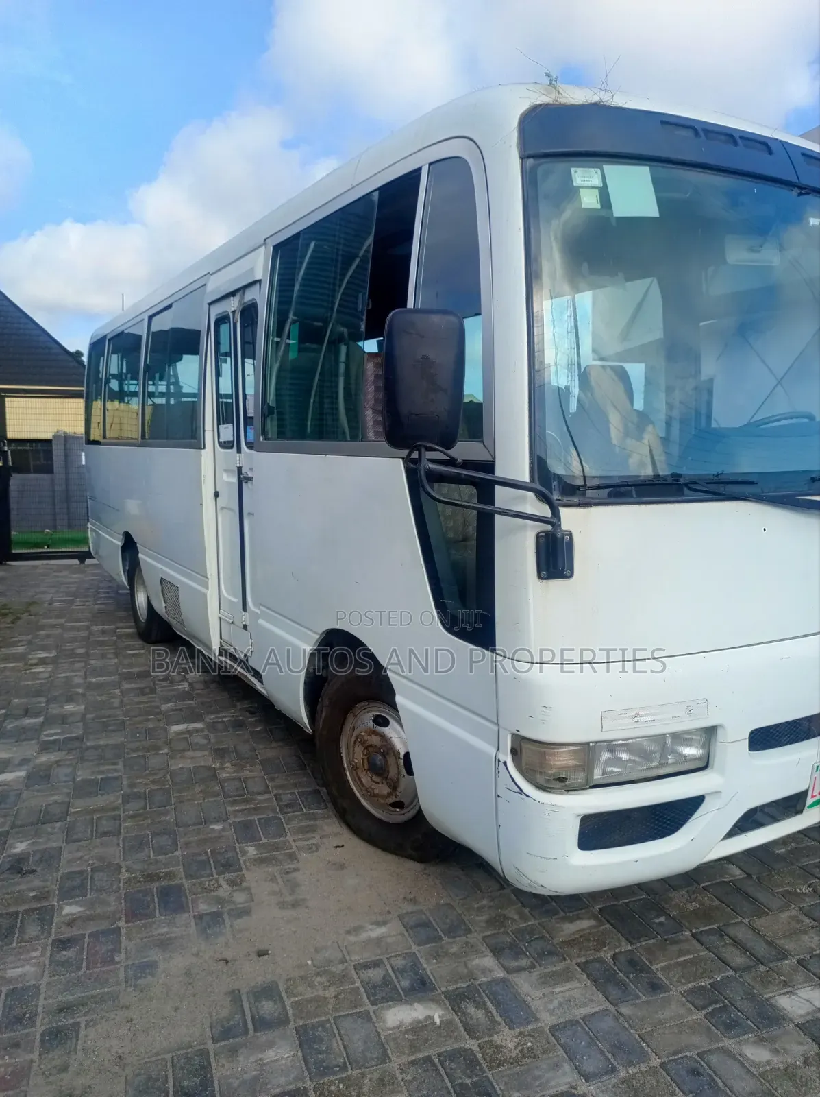 Nissan Civilian 2015 White