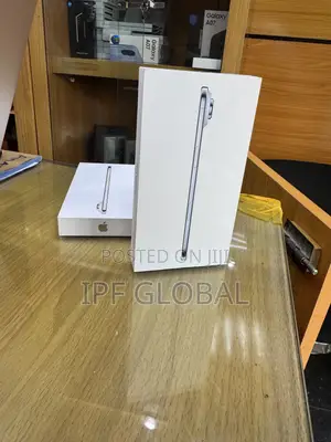 New Apple iPhone Air 256 GB Blue