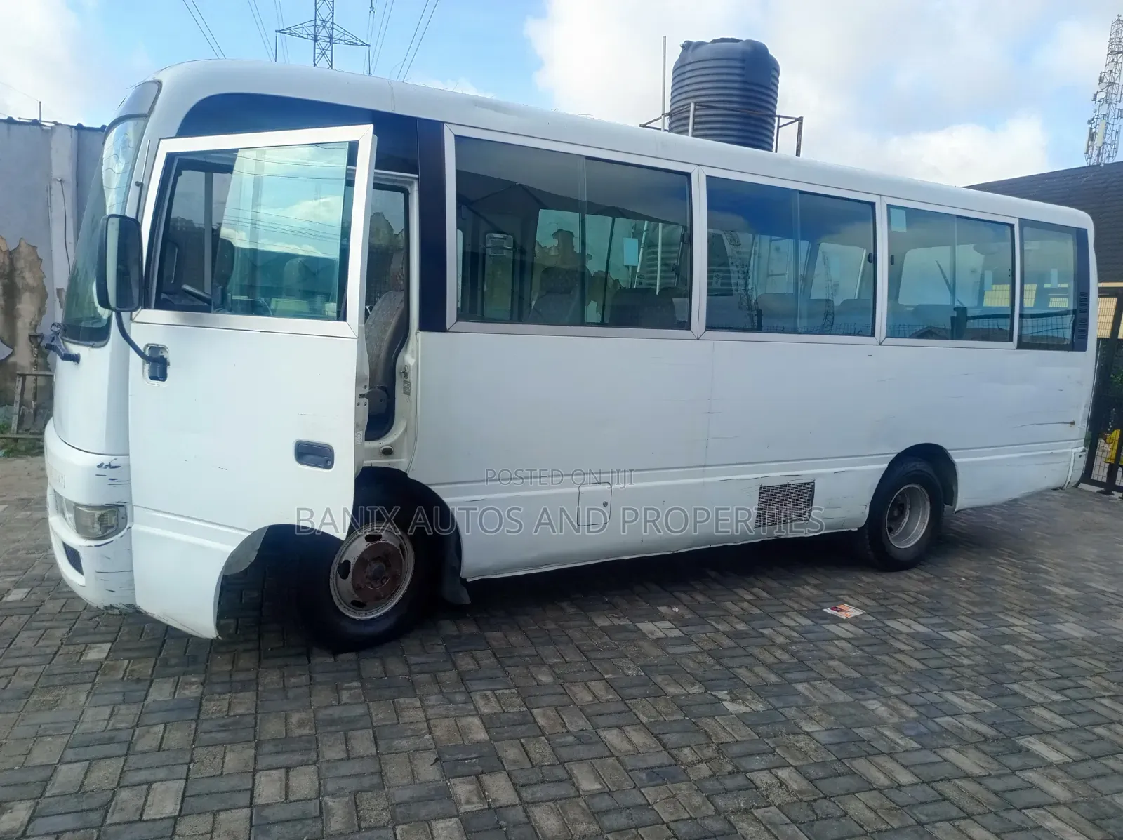 Nissan Civilian 2015 White