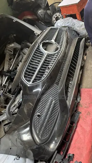 Complete Front Bumper With Grill for W206 C43/C400 2020/26 Model
