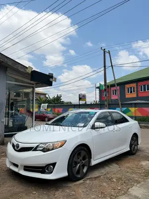 Toyota Camry 2014 White