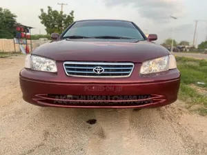 Toyota Camry 2002 Red