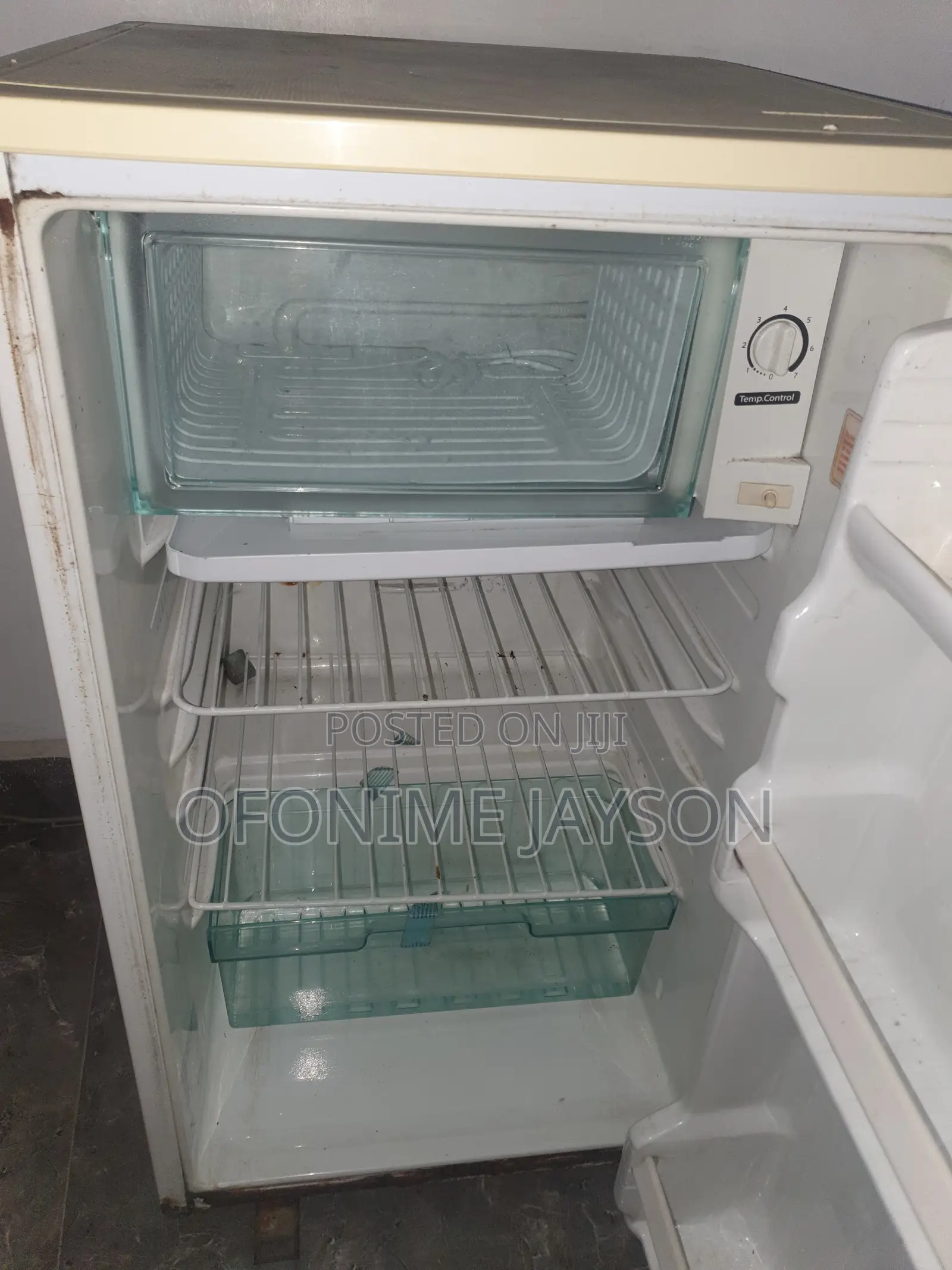 LG Quality Chest Freezer – Excellent Working Condition | Fast Freezing