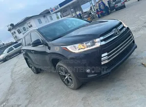 Toyota Highlander 2016 Black