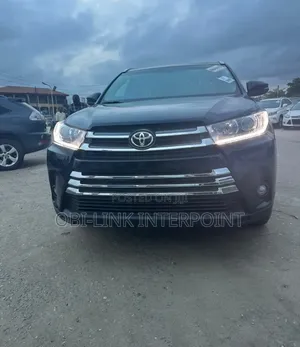 Toyota Highlander 2016 Black