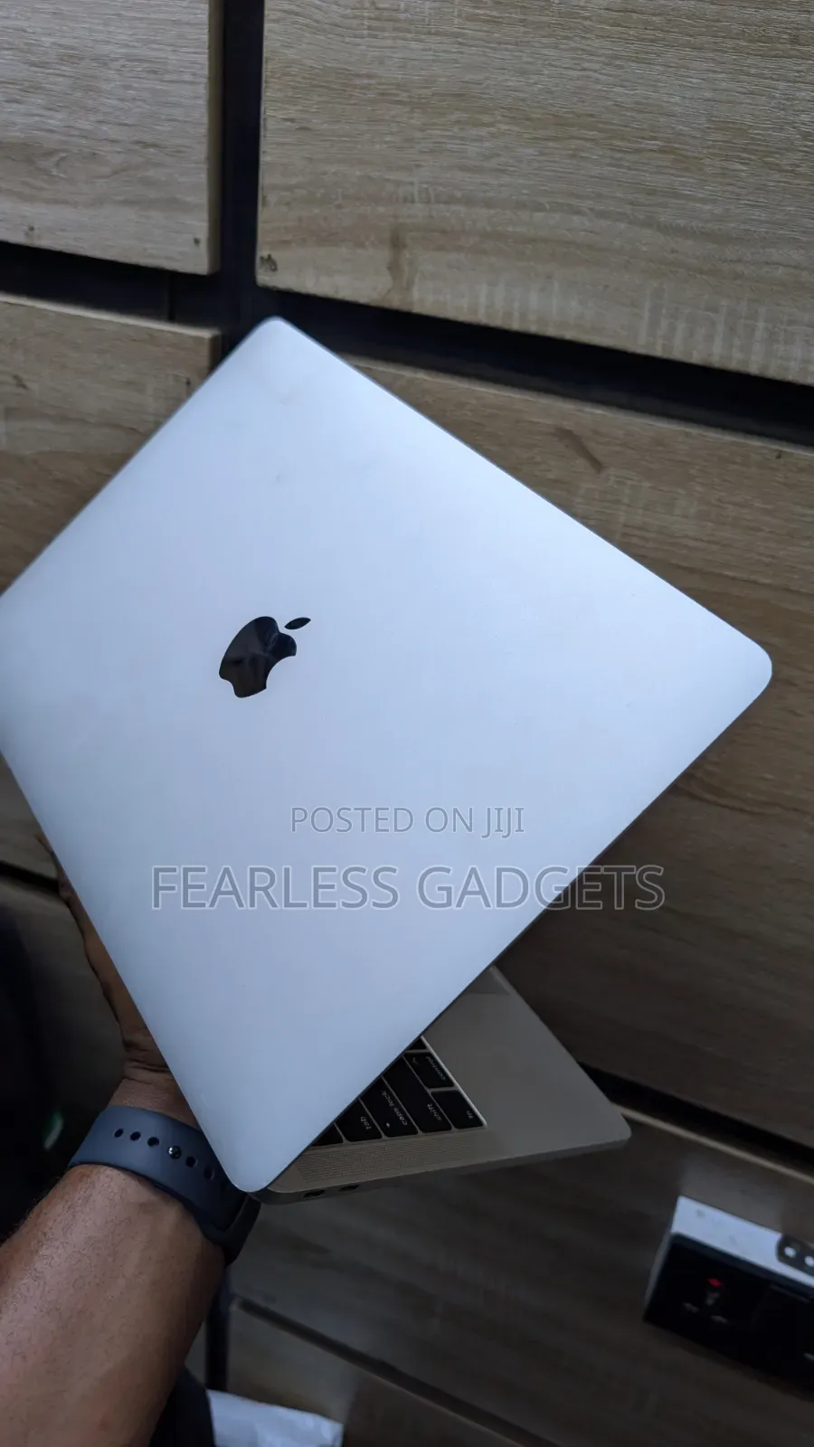 Laptop Apple MacBook Pro 2017 8GB Intel Core 5 SSD 256GB