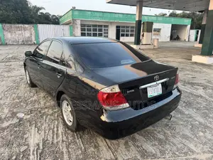 Toyota Camry LE 4dr Sedan (2.4L 4cyl 5A) 2005 Black