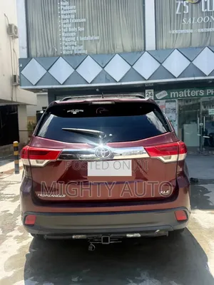 Toyota Highlander 2015 Red