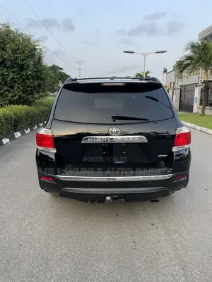 Toyota Highlander 2011 Black