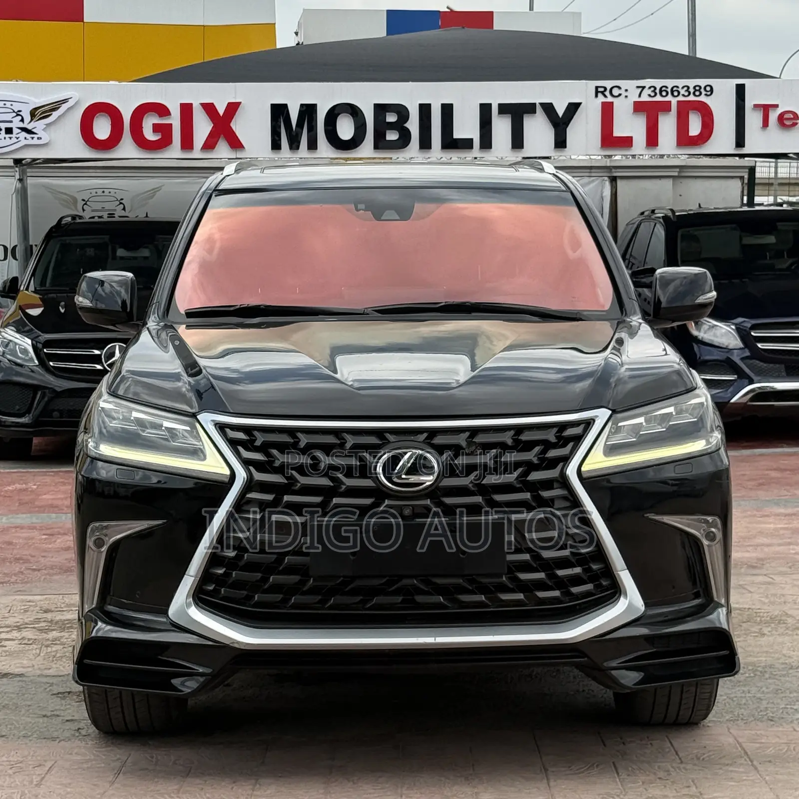 Lexus LX 2017 Black
