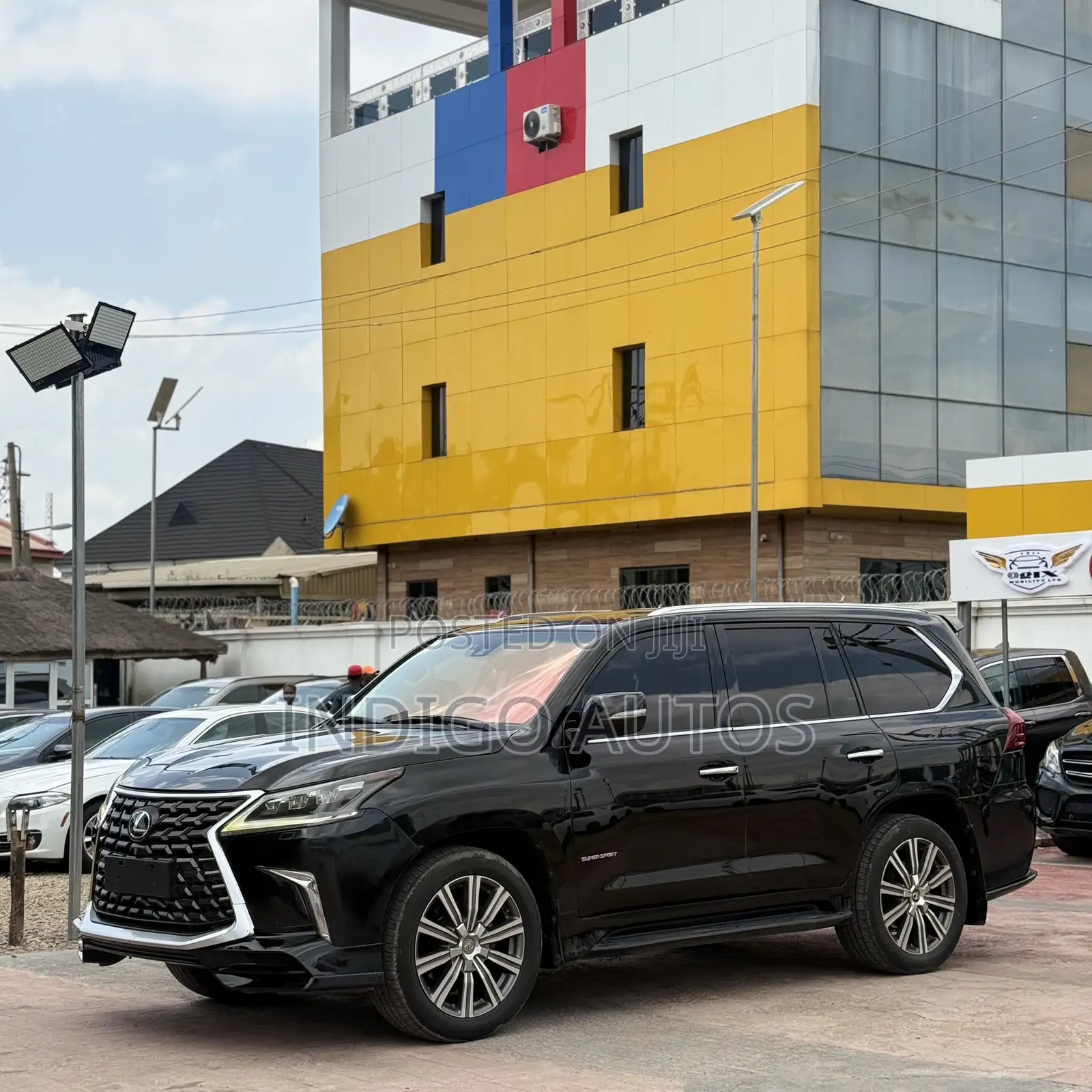 Lexus LX 2017 Black