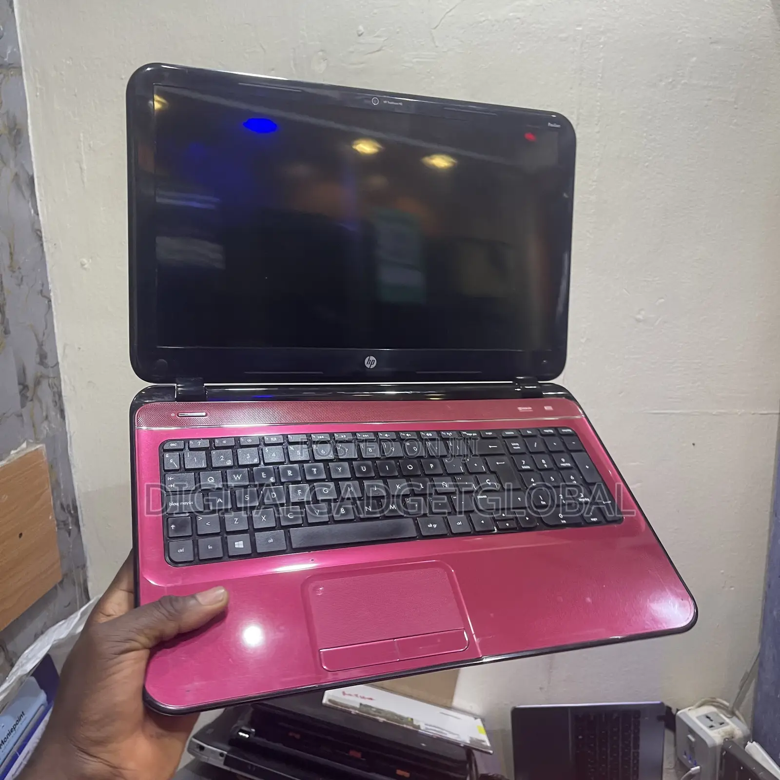 Laptop HP Pavilion 15 8GB AMD A6 SSD 128GB