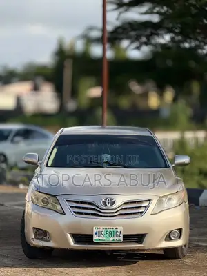 Toyota Camry 2008 Gold