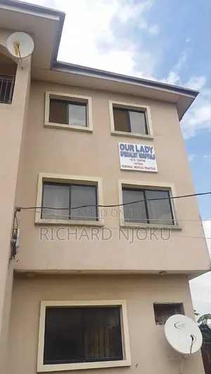 For Sale!! Neatly Used Hospital Complex At Jakande Estate, Isolo Lagos