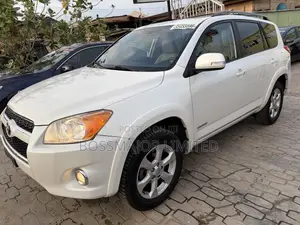 Toyota RAV4 2.5 Limited 4x4 2010 White