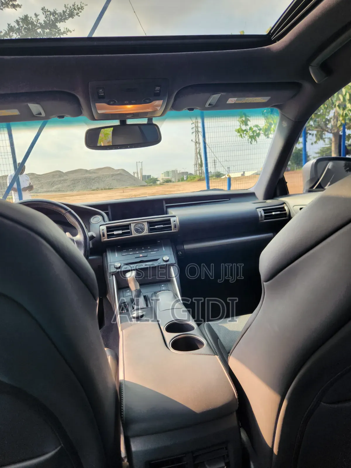 Lexus IS 350 AWD 2016 Brown