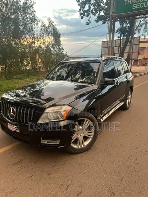 Mercedes-Benz GLK-Class 2011 Black