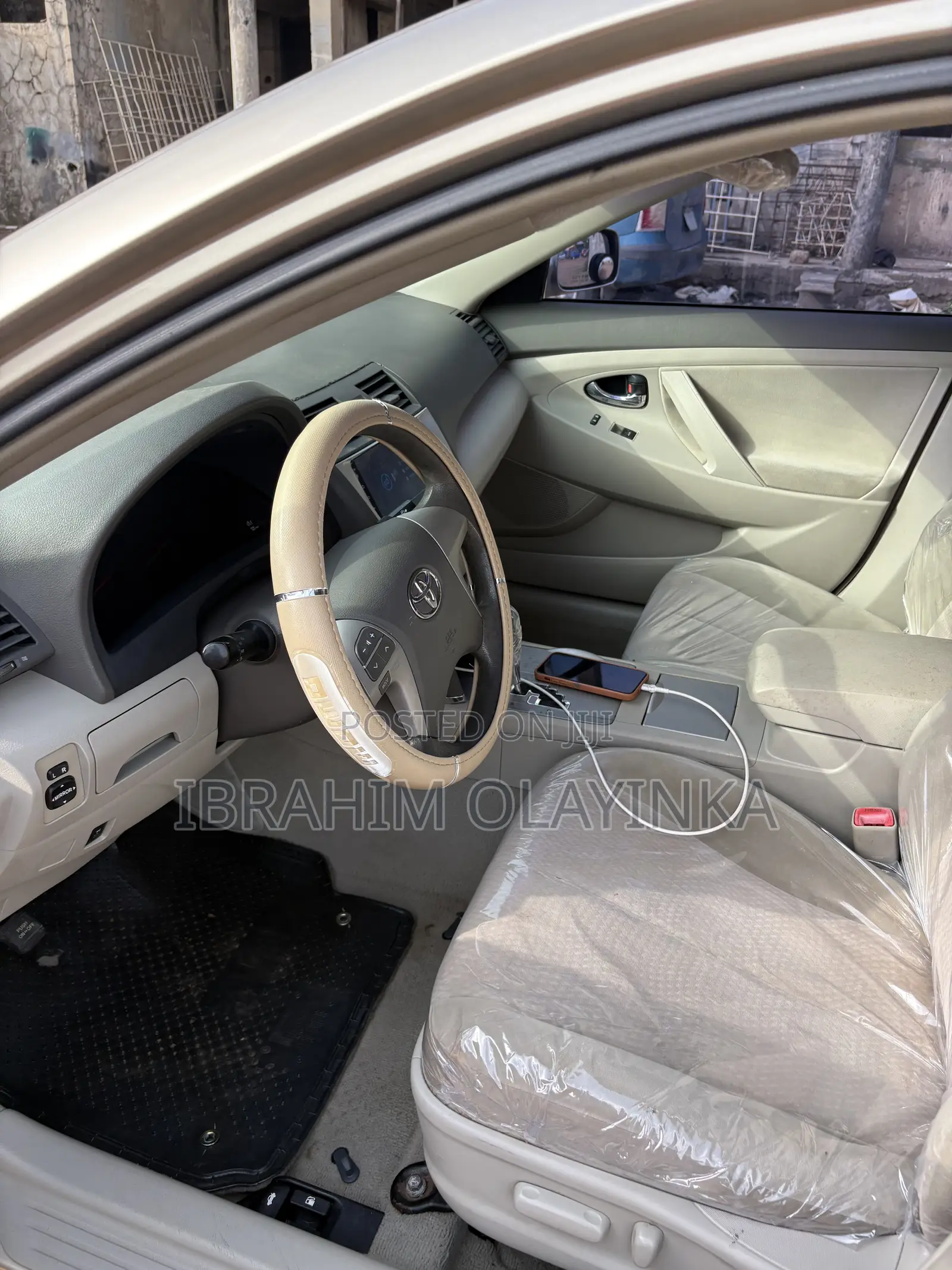 Toyota Camry 2010 Gold