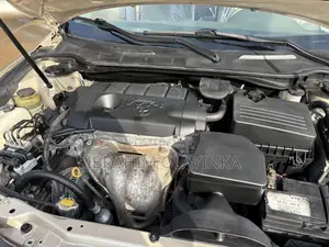 Toyota Camry 2010 Gold
