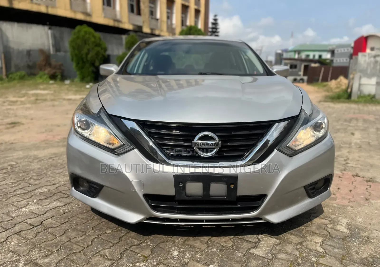 Nissan Altima 2.5 S 2017 White