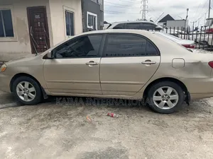 Toyota Corolla 2007 Gold