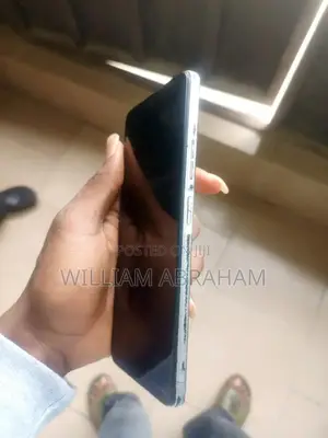 Tecno Pova 3 128 GB Silver