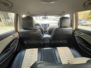 Hyundai Santa Fe 2014 Gold