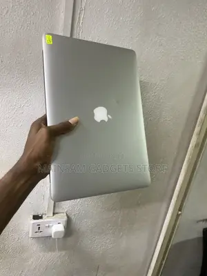 Laptop Apple MacBook Pro 2015 16GB Intel Core i7 SSD 1T