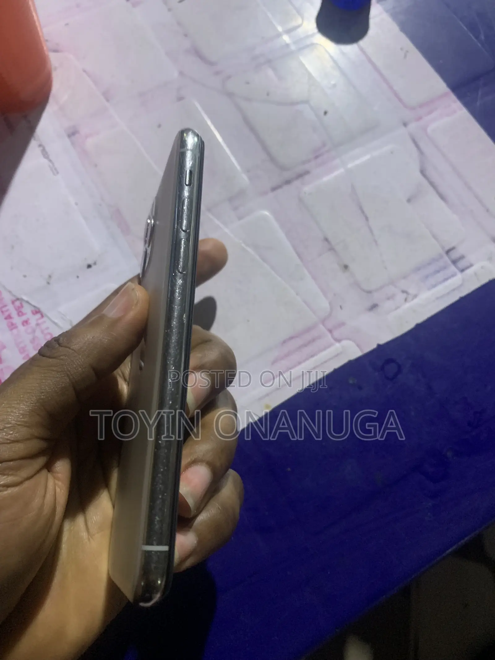 Apple iPhone 11 64 GB White