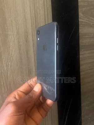 Apple iPhone XR 64 GB Black