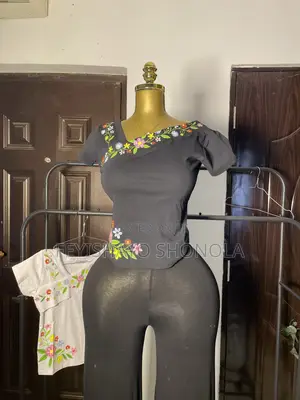 Mira’sCloset Basic Tops