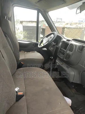 Ford Transit 2010 White