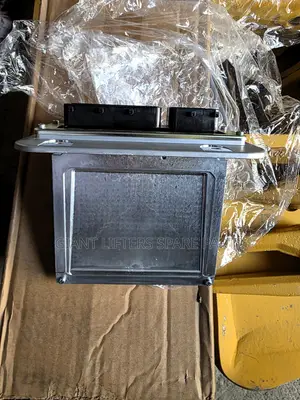 89660-60f70 Ecu – Toyota Land Cruiser Vdj200 4.5d V8