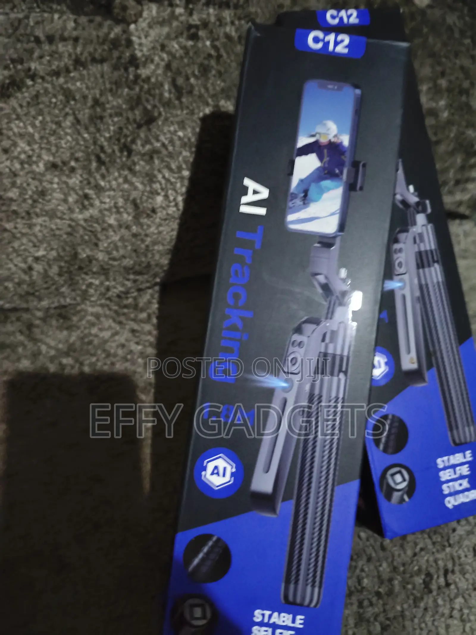 C12 Ai Tripod