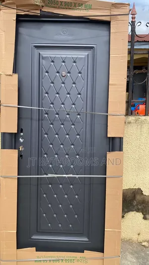 Chainise Door