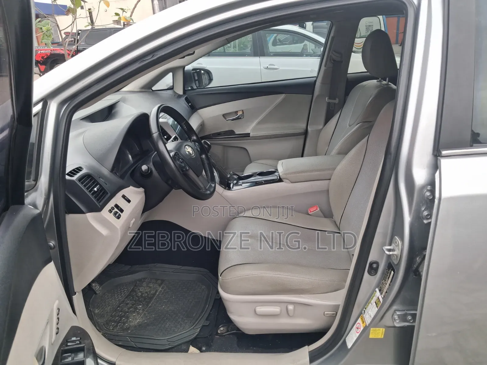 Toyota Venza 2015 Silver