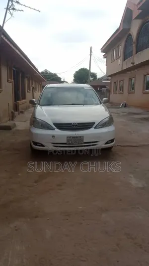 Toyota Camry 2015