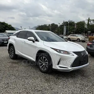 Lexus RX 2021 White