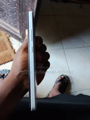 Infinix Smart 7 HD 64 GB White